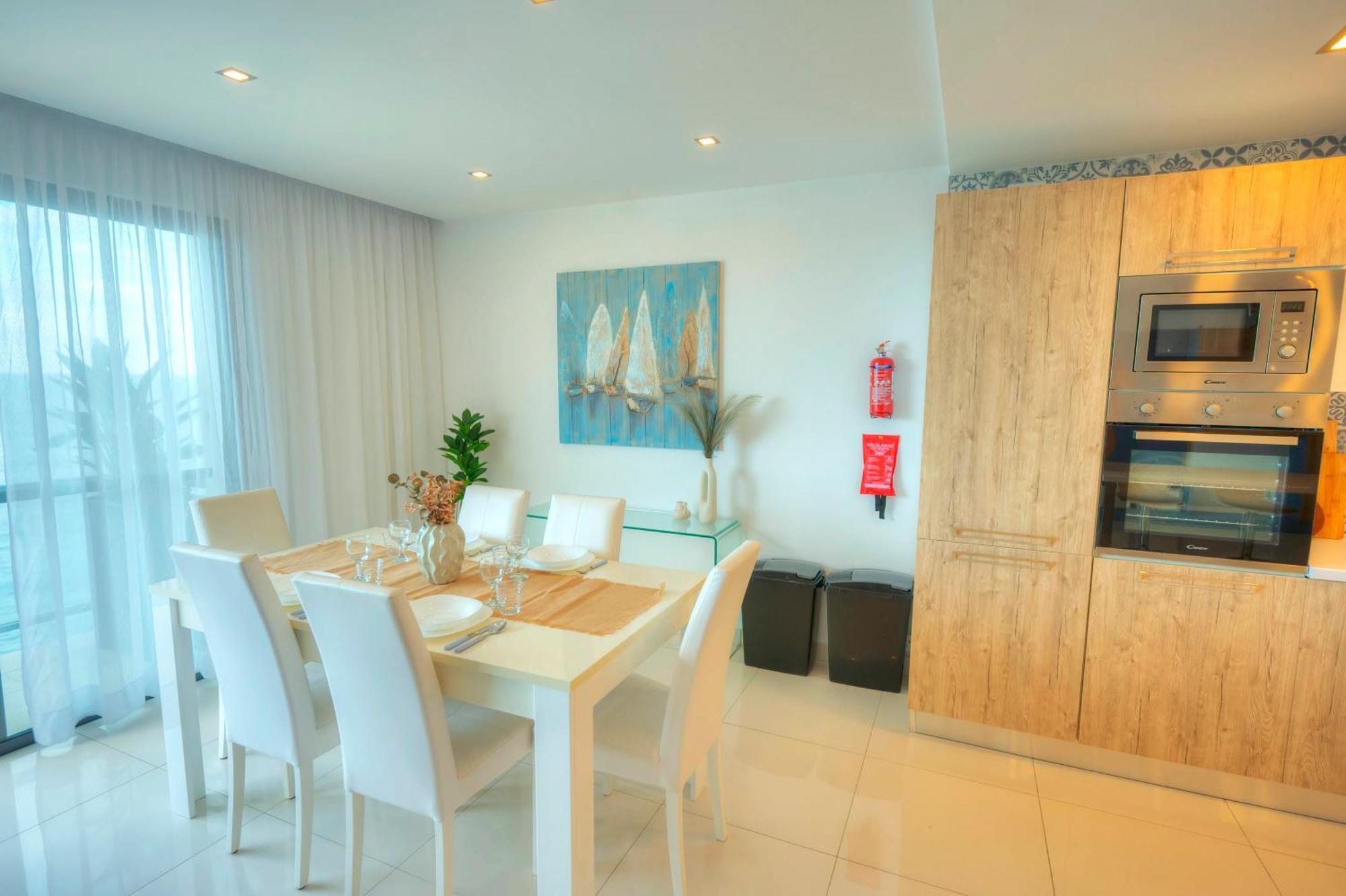 Modern, Large 3Bedroom, Spectacular Views Goslm-9 Sliema Luaran gambar