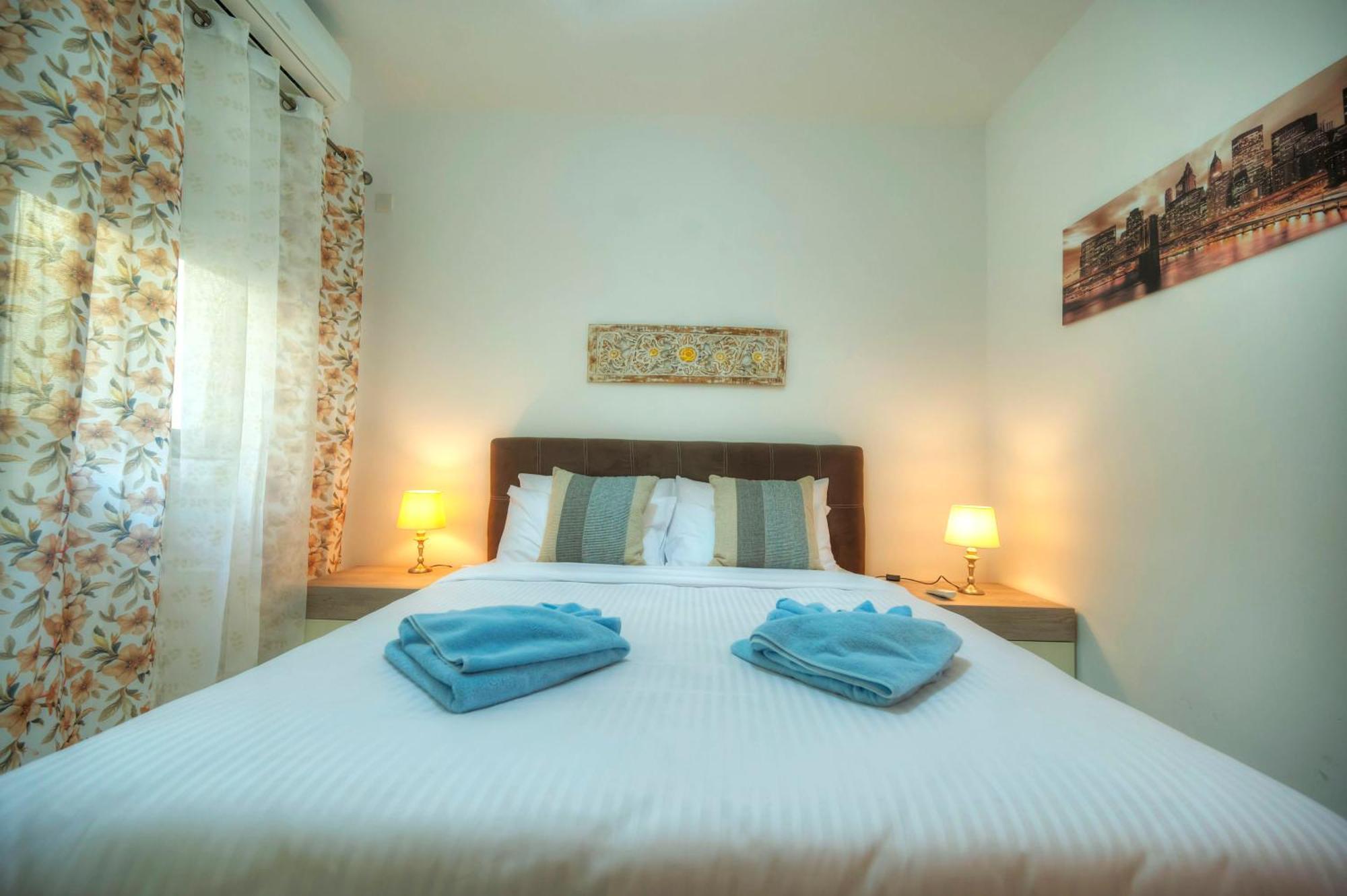 Modern, Large 3Bedroom, Spectacular Views Goslm-9 Sliema Luaran gambar